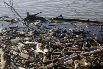 70 Floating bottles Stock Pictures, Editorial Images and Stock Photos ...