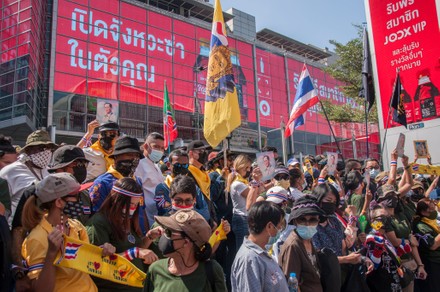 Pro-royalist supporters protest in Bangkok, Thailand - 06 Mar 2021