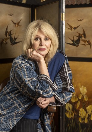 Joanna Lumley photoshoot, London, UK - 04 Mar 2021 Stock Pictures ...