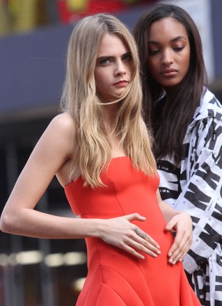 Cara Delevingne shooting DKNY campaign in Times Square, New York, USA - 14 Oct 2013