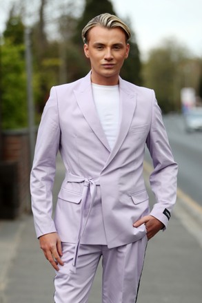 Exclusive - 'The Only Way is Essex' TV show filming, UK - 29 Apr 2021