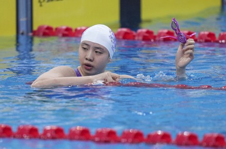 Tang Qianting Shanghai Reacts After Womens Editorial Stock Photo