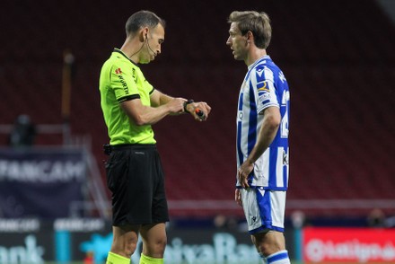 58 Guillermo Cuadra Fernandez Referee Stock Pictures, Editorial Images ...