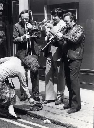 Jazz Musician Kenny Ball Chris Barber And Acker Bilk Are Seen Busking On The Street Today. Kenny Ball And His Jazzmen.