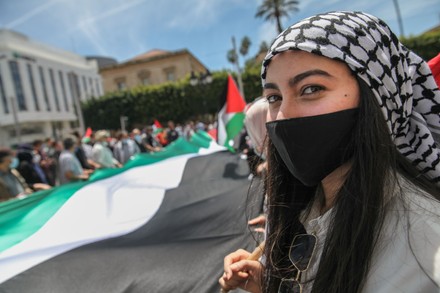 Tunisian Female Protester Wearing Palestinian Keffiyeh Editorial Stock ...