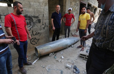 Palestinians Look Unexploded Bomb Dropped By Editorial Stock Photo ...