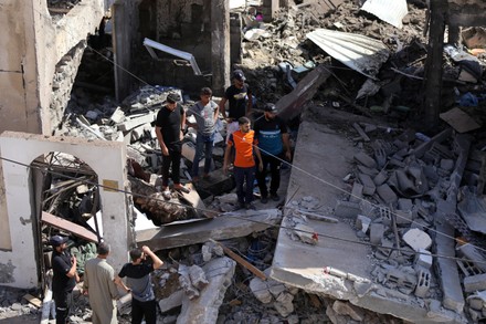 Palestinians Inspect Rubble Their Destroyed House Editorial Stock Photo ...