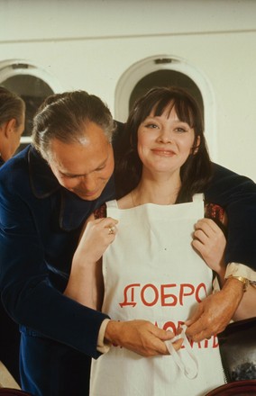 Russian Actress Ludmila Savelyeva Man Helping Editorial Stock Photo ...