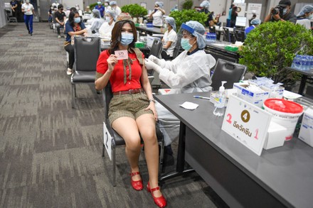 Thai+hospitals+are+treating+43+Singapore+Airlines+passengers