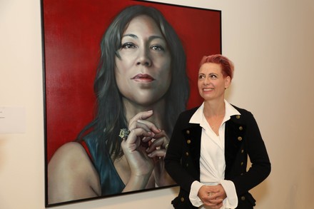 Kathrin Longhurst awarded 2021 Archibald Packing Room Prize for portrait of Kate Ceberano, Sydney, Australia - 27 May 2021