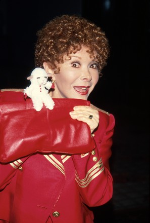 250 Shari lewis Stock Pictures, Editorial Images and Stock Photos