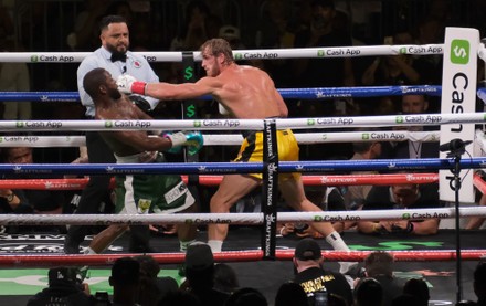 Floyd Mayweather Jr v Logan Paul fight, Boxing at Hard Rock Stadium, Miami Gardens, Florida, USA - 07 Jun 2021