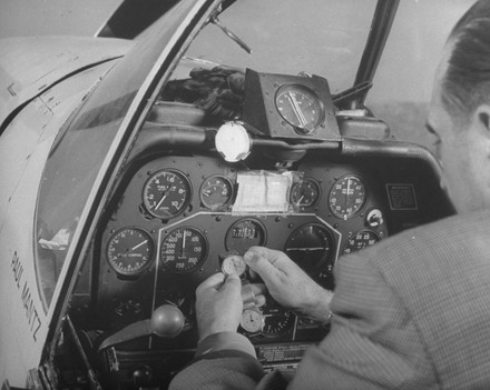 38 Paul mantz Stock Pictures, Editorial Images and Stock Photos