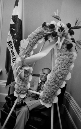 21 Governor goodwin knight Stock Pictures, Editorial Images and Stock