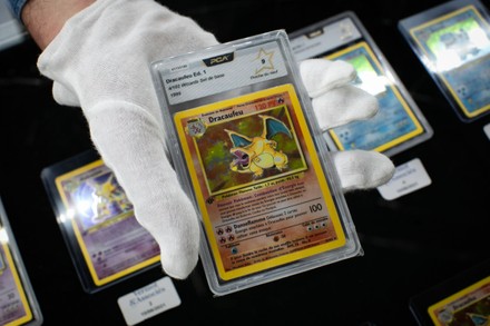 1st auction dedicated solely to Pokemon cards - Vermot et Associés