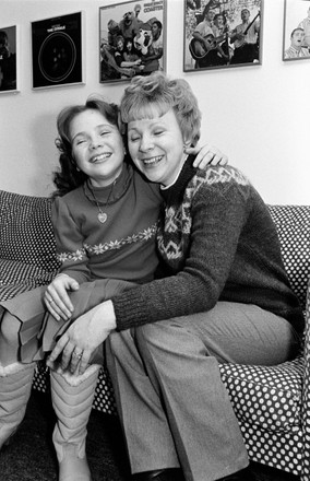 Aileen Quinn and her mother
