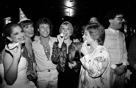 Julie Budd, Maureen McGovern, Andy Gibb, Marilyn Michaels, and Donna Pescow