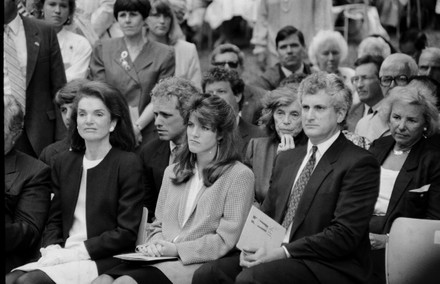 Jacqueline Kennedy Onassis, Caroline Kennedy, Joseph Patrick Kennedy II, Edwin Schlossberg