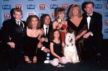 Catherine Hicks and the "7th Heaven" cast at the TV Guide, Los Angeles, California, USA