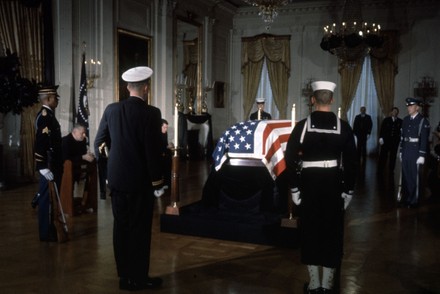 Honor Guard Stands Around Flagdraped Coffin Editorial Stock Photo ...