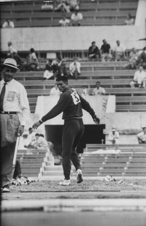 Yang Chuan Kwang Competing Track Event Editorial Stock Photo Stock