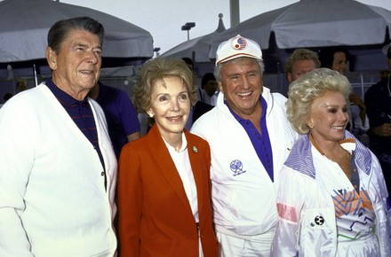 Merv Griffin;Eva Gabor;Ronald W. Reagan; Nancy Reagan, Los Angeles, California, USA