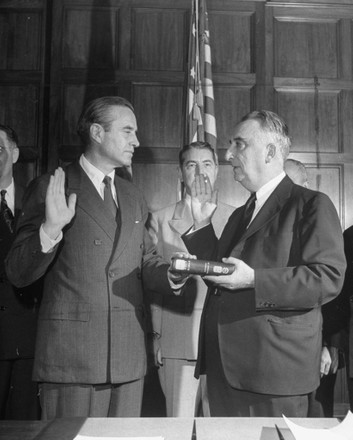Chief Justice Fred Vinson Swearing Averell Editorial Stock Photo ...