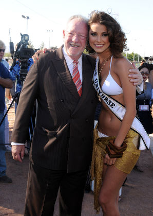 All 2010 Miss Universe contestants and Miss Universe 2009, Las Vegas, America - 11 Aug 2010