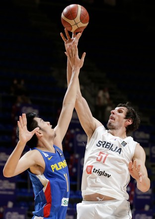 Serbian basketball player Boban Marjanovic and his wife : r/pics