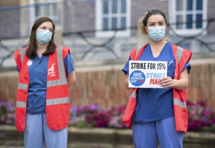 250 Pay justice for nhs workers Stock Pictures, Editorial Images and ...