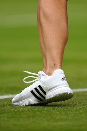 Adidas Tennis Shoes Karolina Muchova stock de contenido editorial: imagen de stock | Shutterstock