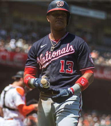 Nationals agree to terms with Starlin Castro