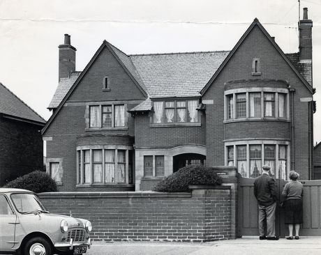 Beryldene The Former Home Of Comedian George Formby And His Wife Beryl In Blackpool. Beryl Died In The House On 25/12/1960 George Died 6/3/1961 Leaving It To His New Fiancee Pat Howson 46.