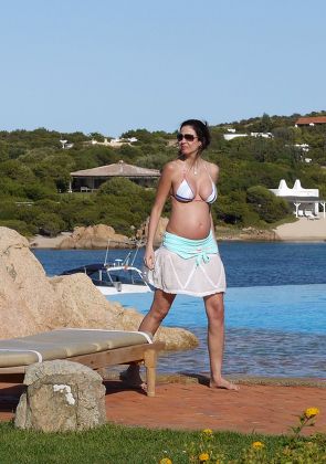 Pregnant Luciana Morad in Sardinia, Italy - Sep 2010
