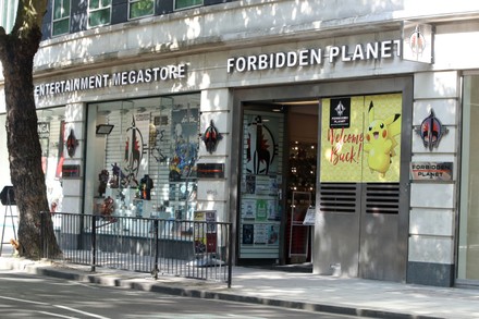 Exclusive - Emilia Clarke promotes her new comic at Forbidden Planet, London, UK - 22 Jul 2021