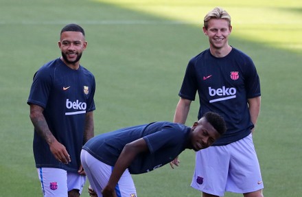 Frenkie De Jong and Memphis Depay played the entire match as