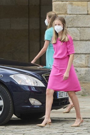 Princess Leonor Princess Sofia Awaits Traditional Editorial Stock Photo ...