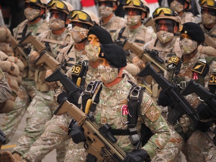 Peruvian Army Special Forces Officers Marching Editorial Stock Photo ...