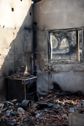 View Remains Burned House Following Forest Editorial Stock Photo ...