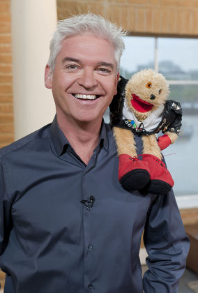 Phillip Schofield Gordon Gopher Editorial Stock Photo - Stock Image ...