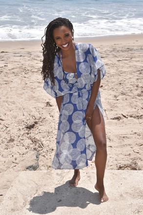 Exclusive - Shameless star Shanola Hampton at the Beach, Malibu, California, USA - 03 Aug 2021