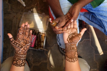 Introduction to henna: the Lawsonia plant, its history, traditions & uses -  Eva Hussain Studio