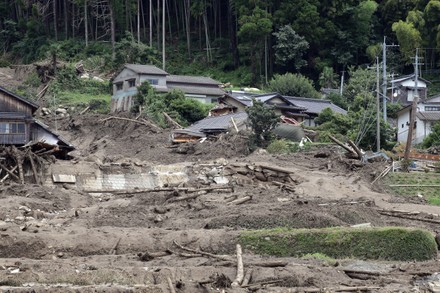 1,000 Landslide in japan Stock Pictures, Editorial Images and Stock ...