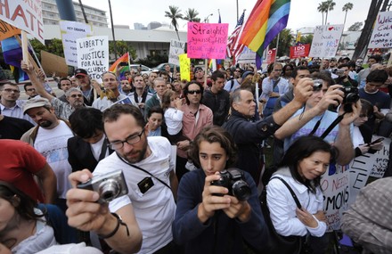 Democratic fundraiser attended by U.S. President Barack Obama draws protest in Beverly Hills, California - 28 May 2009