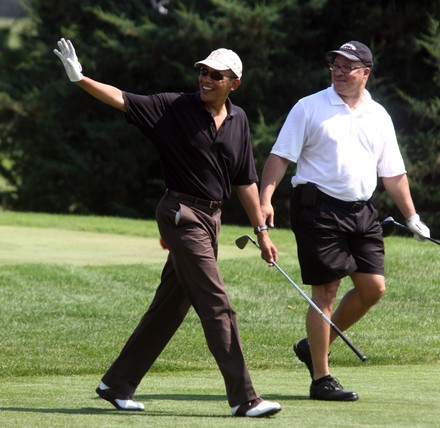 President Obama golfs at Farm Neck Golf Club, Oak Bluffs, United States - 24 Aug 2009