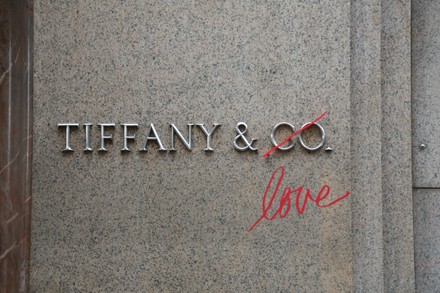 Tiffany's Flagship Store At New York, United States - 18 Nov 2019