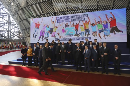 Group Photo Of The EU Leaders, Brussels, Belgium - 22 Mar 2019