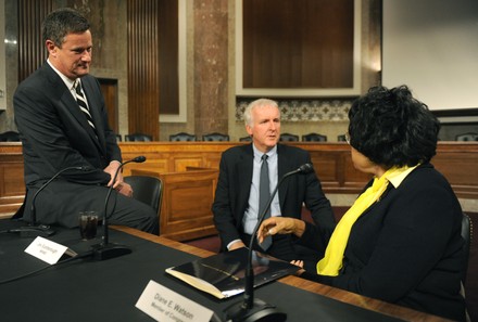 Filmmaker James Cameron participates in a panel discussion on the environment in Washington, District of Columbia, United States - 15 Apr 2010
