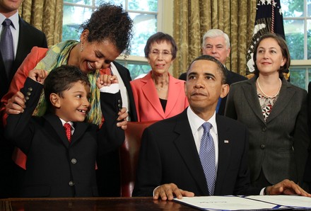 President Obama Signs Freedom Of Press Act At White House, Washington, District of Columbia, United States - 17 May 2010