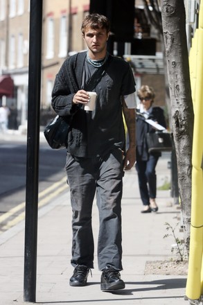 Exclusive - Anwar Hadid seen walking in London, UK - 19 Aug 2021